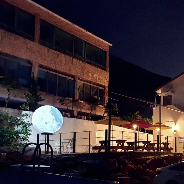 [국내제작] 1미터 야외 장식용 달조형물 LED달 LED벌룬 달간판
